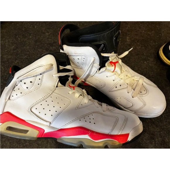 Air Jordan 6 youth 7y retro women’s 8.5 - Picture 2 of 7